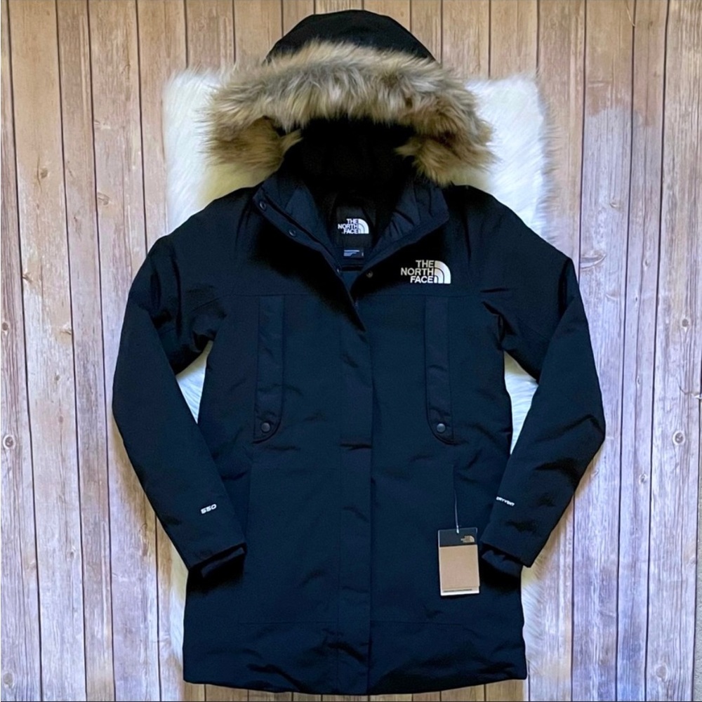 The North Face Women’s New Outerboroughs Parka In Aviator Navy - Picture 1 of 7